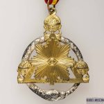 Bijou der Großen National Mutterloge zu den drei Weltkugeln in Berlin - aus der Sammlung des Bijoux-Museum, vs.