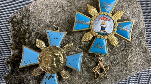 Bijoux der Freimaurerloge Zur deutschen Redlichkeit in Iserlohn